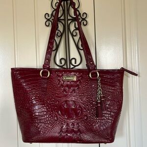 Brahmin red medium size purse. Includes dust cover.